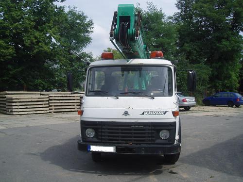 AVIA A31 K ZVEDACÍ PLOŠINA