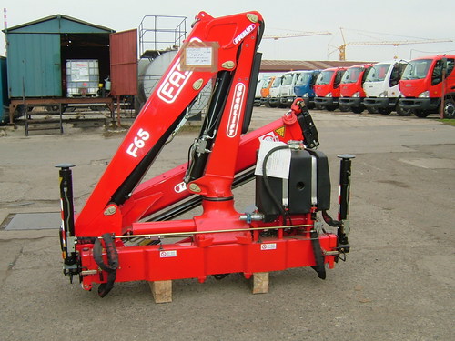 HYDRAULICKÝ JEŘÁB FASSI