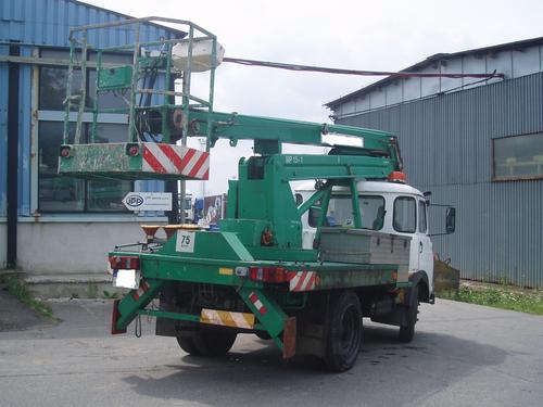 AVIA A31 K ZVEDACÍ PLOŠINA