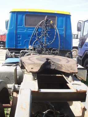 LIAZ TAHAČ NÁVĚSŮ