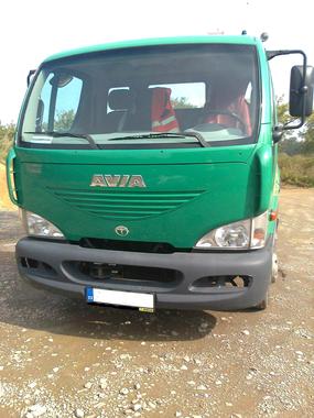 AVIA D90 L nosič kontejnerů