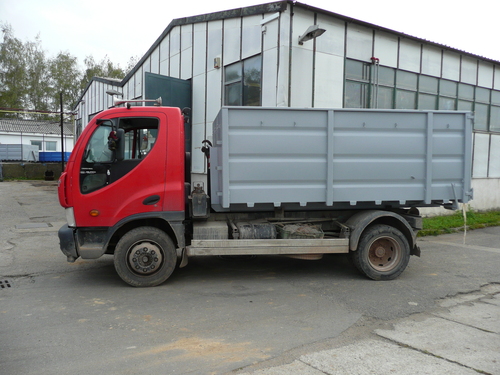 AVIA D120 N nosič kontejnerů